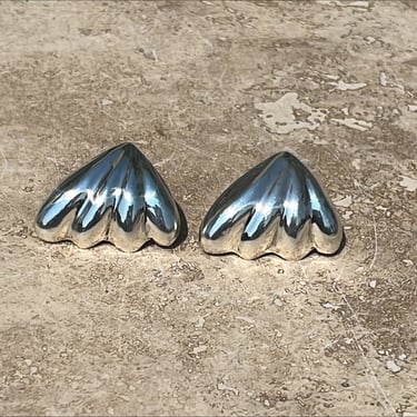 Vintage Mexico Sterling Silver Scalloped Seashell / Beach Clam Shell Clip On Earrings 