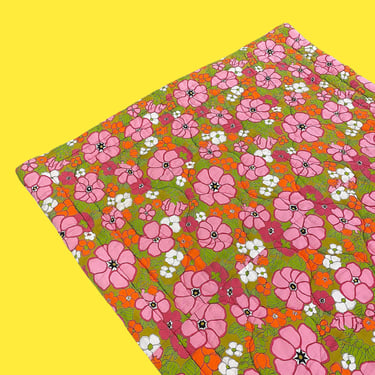 Vintage Floral Bedspread 1970s Retro Small Full Size 81x70 Bohemian + Pink Flower Pattern + Tropical + Kid or Teen Bedding + Boho Textile 