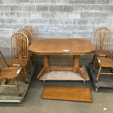 Oak Dining Table and Chairs (Seattle)