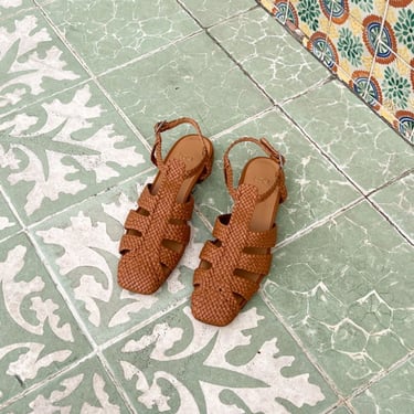 Loq Arlo Sandals - Castaa