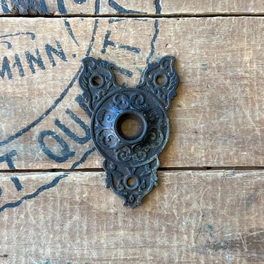 1880s Norwalk Cast Iron Eastlake Rosette Door Plate 