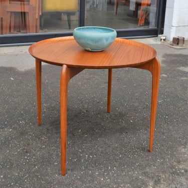 Teak Round Tray Top Fritz Hansen Style Side Table w/ Legs That Hug The Curve