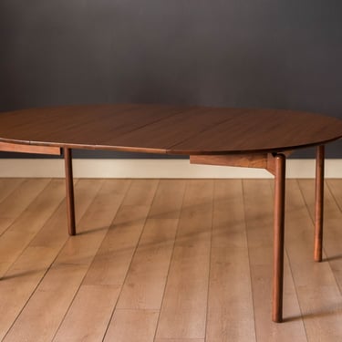 Mid Century Modern Walnut Dining Table by Greta Grossman for Glenn of California 