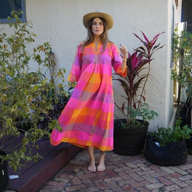 70s Resort Silk Dress / Thai Silk Pink Yellow Orange Purple Tunic Dress / Luxe Caftan / Vacation Dress with Pockets 