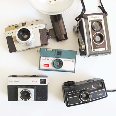 Vintage 1960s Cameras For Display Lot of 5 - 60s Kodak Argus Instamatic Cameras - Decor Props 