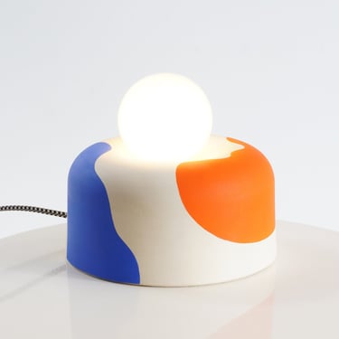 Beignet Lamp by Neenineen, 2022 