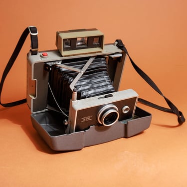 Vintage 60s Polaroid 330 Land FIlm Instant Camera 