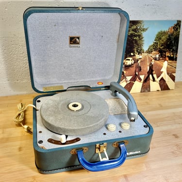 1956 RCA Portable Record Player, 4 speed, Fully Serviced Blue Suitcase Model 7EMP-2L 