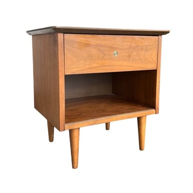 Free Shipping Within Continental US - Vintage Mid Century Modern End Table Dovetail Drawer 