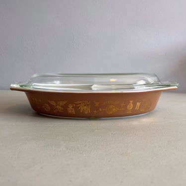 Vintage Pyrex Americana Oval Divided Dish 063 with Lid 