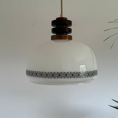 Vintage Opal Glass Pendant Lamp / White Glass Ceiling Lamp / MCM Pendant Lamp / Mid Century Modern Pendant Lamp / 70s Lamp 