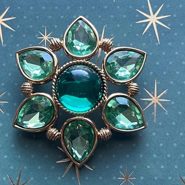 vintage Napier brooch green jeweled starburst flower pin 