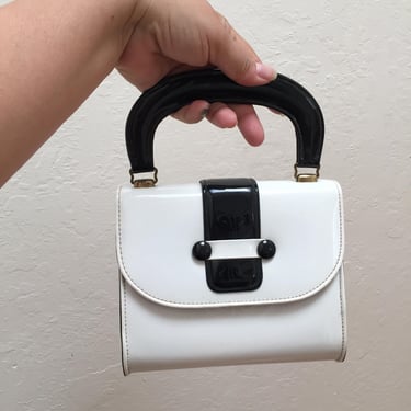 How Quaint, Mary Quant - Vintage 1960s White & Black Vinyl Box Handbag Purse 