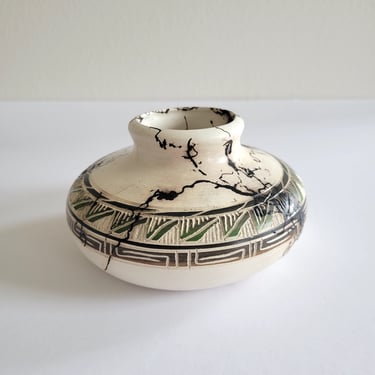 Vintage Navajo Etched Horse Hair Pottery Vase, Signed 