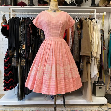 vintage 1950s pink gingham fit and flare embroidered dress, xs, full rockabilly 