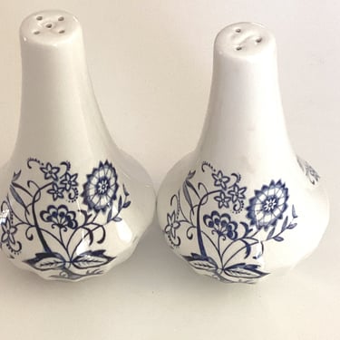 J  G Meakin England Salt & Pepper Shakers Blue Nordic Ceramic Flowered 5" Tall 
