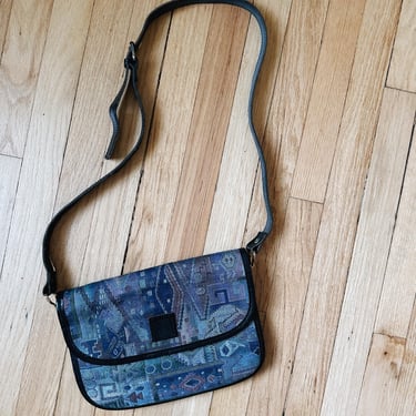Vintage Tapestry Crossbody 