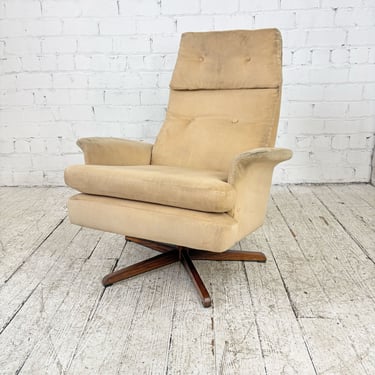 Mid-century Lounge on Rosewood Star Base