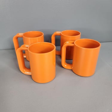 Set of 4 Orange Ingrid Stackable Mugs 