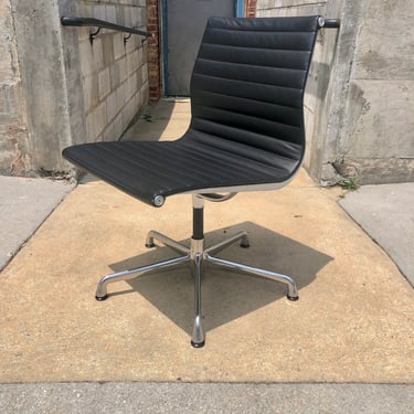 Eames Aluminum Group Leather Side Chair Model EA330 for Herman Miller 