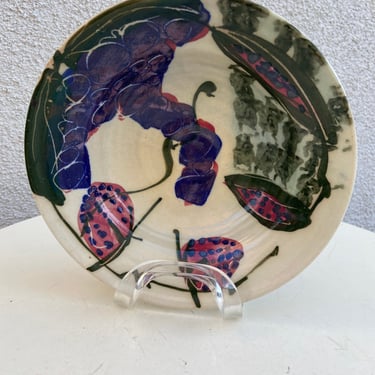 Vintage studio pottery art salad ceramic bowl with grape theme signed 