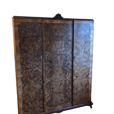 Burlwood Compactum Wardrobe Cabinet Armoire MH161-28