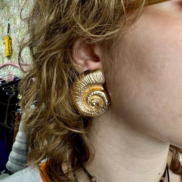 Shell Earrings