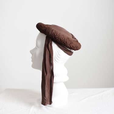 1940s Brown Quilted Donut Hat 