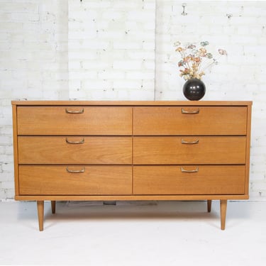 Vintage mcm 6 drawer dresser with formica top and brass handles | Free delivery in NYC and Hudson Valley areas 