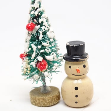 Vintage Tiny Hand Painted Wooden Snowman and Sisal Bottle Brush Christmas Tree, Vintage Decor Snow Flocked, for Doll House 