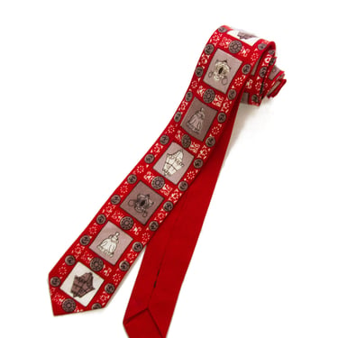 1950s Mens Tie ~ Colonial Themed Novelty Print Mens Skinny Tie in Burgundy 