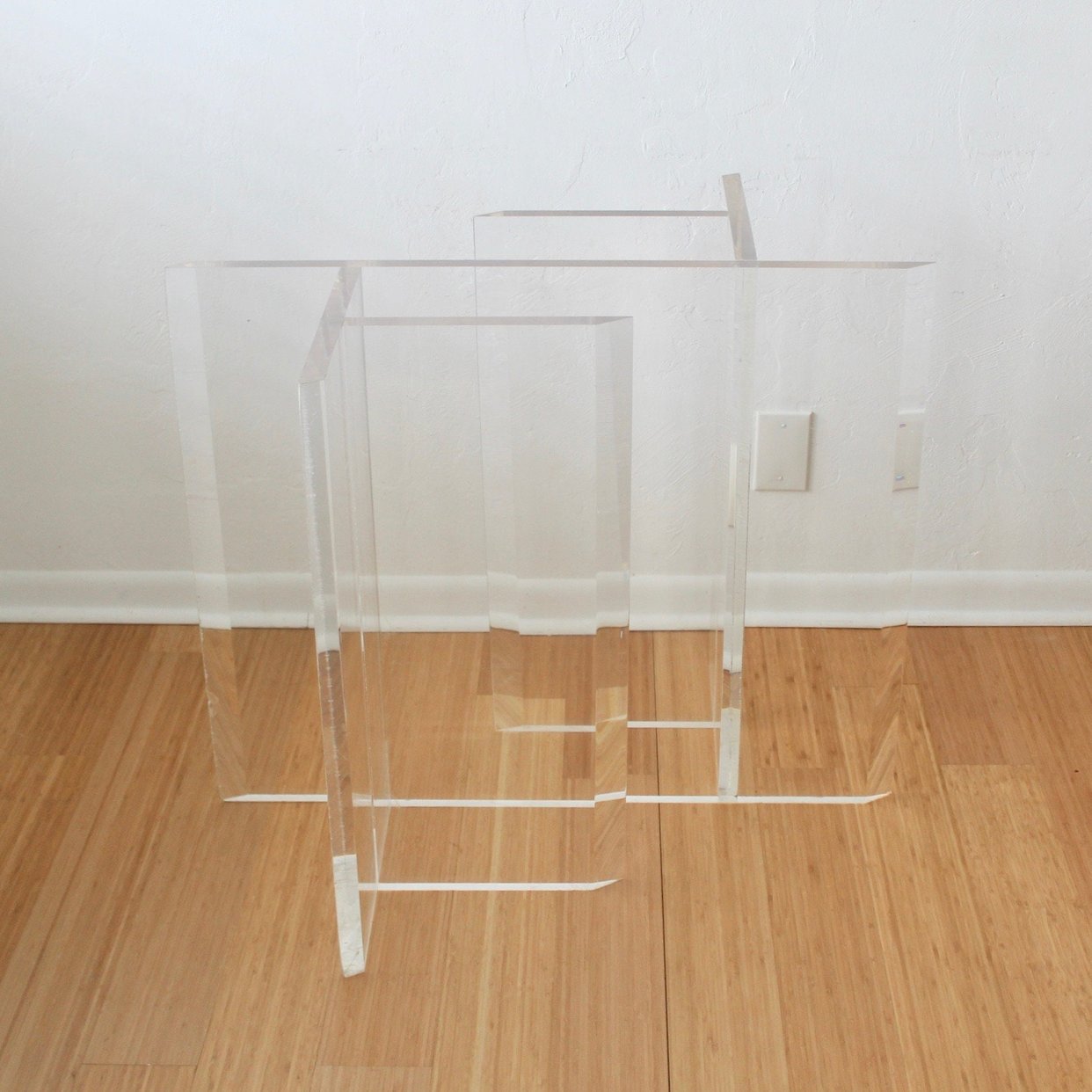 Les Prismatique Style Lucite Geometric Labyrinth Dining Table | Pop Up ...