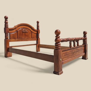 Vintage Bed Frame, Queen Size, Headboard, Footboard, Seamans, Transitional, American, Colonial, Farmhouse, Rustic, Bedroom 