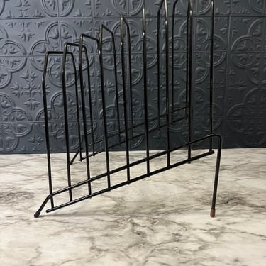 Black Wire Tabletop Record Holder
