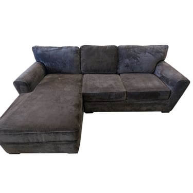 Brown L-Sectional w/ Chaise