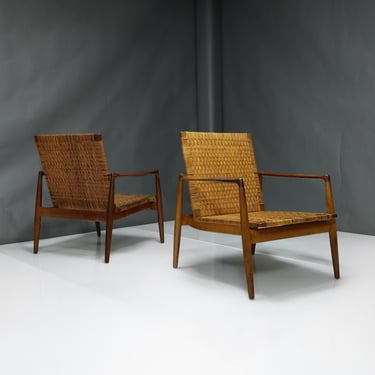 Finn Juhl Lounge Chairs Model SW96 for Søren Willadsen - a Pair 