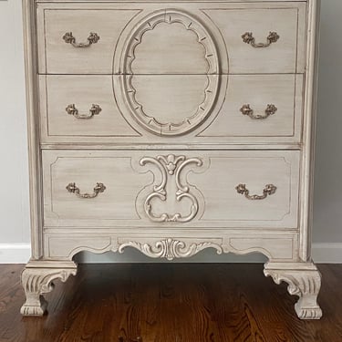 VintageVintage Linen beige Tall dresser/ bureau/chest of drawers 