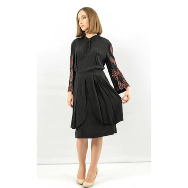 1940s dress / Vintage EISENBERG ORIGINAL /  Harlequin pattern / Black rayon crepe sequin S M 