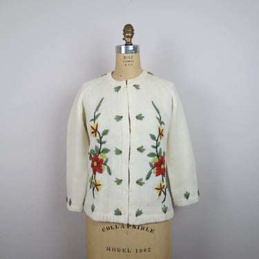 Vintage 1960s embroidered knit cardigan sweater, deadstock, nos, nwt, crewel, autumn colors, small, medium 