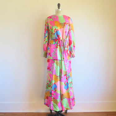 1970's Pink Green Silk Abstract Floral Print Top and Pant Set Long Sleeves Wide Leg Pants Matching Head Scarf Mod Psychedelic Joan Leslie SM 