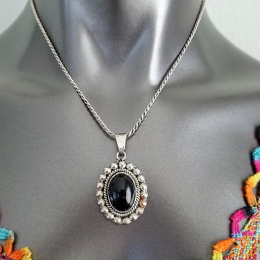 Sterling & Onyx Pendant~Black Onyx Gemstone~Vintage Jewelry~Oval Onyx Stone~Gifts for Her~JewelsandMetals. 