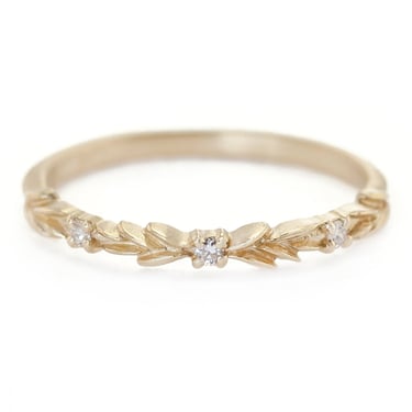 Laurel Wreath Topper Band - l8k Gold + Diamonds (.04tcw)