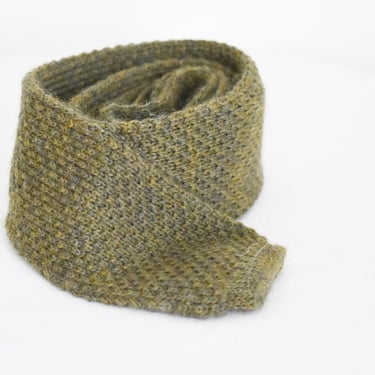 1980s Olive Green Wool Knit Square End Necktie 