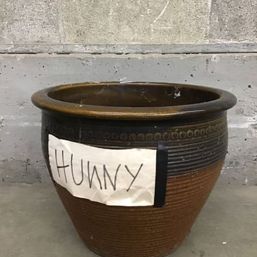 Hunny Pot Garden Planter (Seattle)