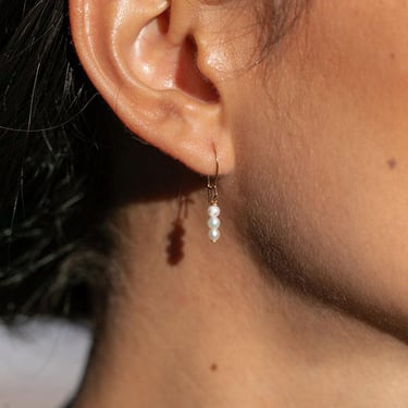 Dainty Pearl Drop Earrings - Kanilea 