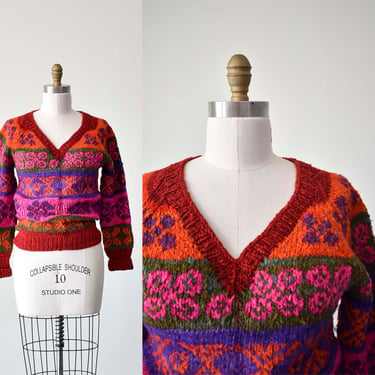 Vintage Wool Knit Sweater / Bright Wool V Neck Sweater / Hand Knit Sweater / Vintage Chunky Sweater / 1980s Sweater Small 
