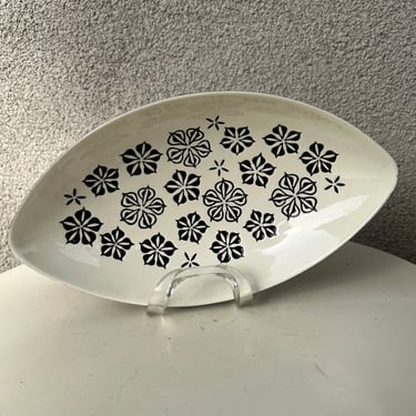 Vintage Roselane Pottery oval bowl Atomic stars floral black white size 11” x 6.5” x 2 1/4” style #C11 