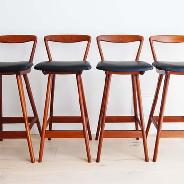 Set of 4 Danish Modern Henry Rosengren Hansen Teak Counter Height Stools for Brande Mobelfabrik Made in Denmark 