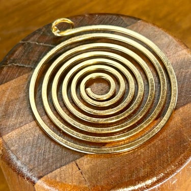 Vintage Spiral Pendant Metal Bending Metal Art Gold Tone Retro Fashion Jewelry 