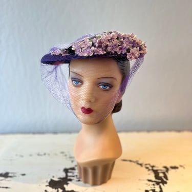 Lilac Dreams - Vintage 1940s 1950s Purple Straw Veiled Hat w/Lilac Boutique 